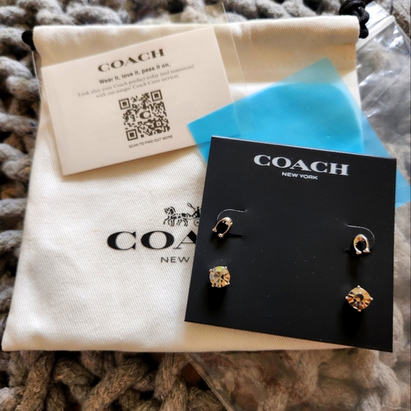 NWT Coach earring set - Picture 1 of 6